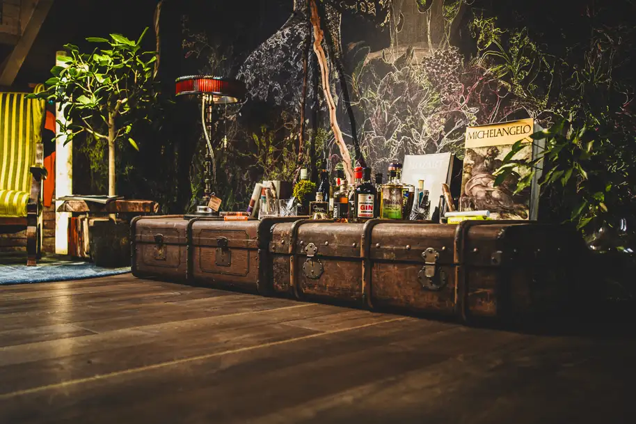 Bar à boissons stylé dans le Genussräumchen de Stammdesign