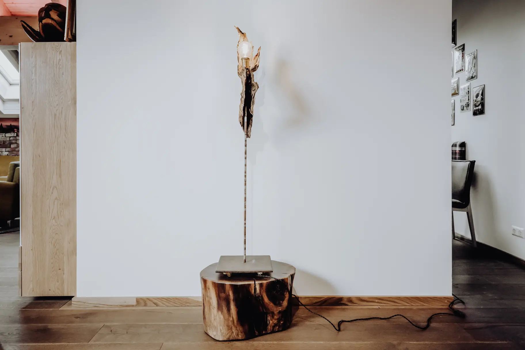 Moderne Designer Stehlampe aus Holz und Metall von Stammdesign für moderne Einrichtung